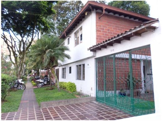 Envigado, Departamento de Antioquiaの高級住宅