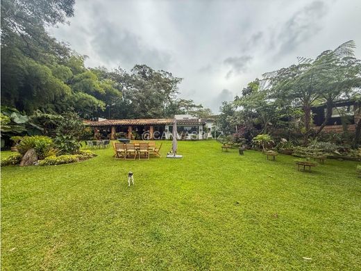 Farmhouse in La Ceja, Departamento de Antioquia