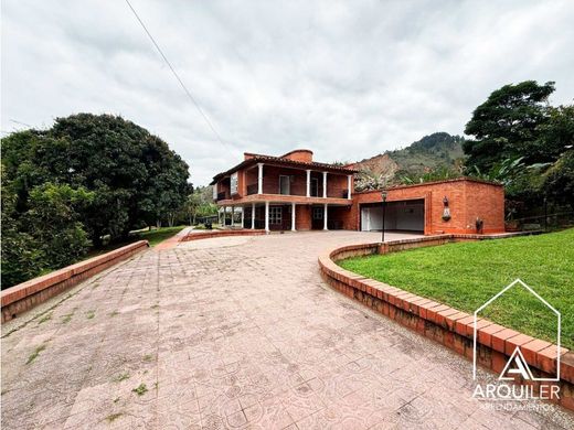 Casa di lusso a Bello, Departamento de Antioquia