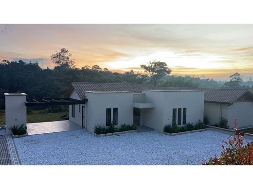 Luksusowy dom w Marinilla, Departamento de Antioquia