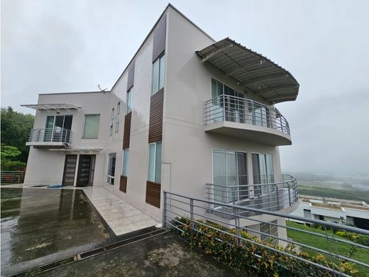 Luxus-Haus in Yumbo, Departamento del Valle del Cauca