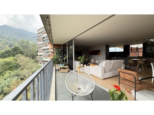 Apartment / Etagenwohnung in Medellín, Departamento de Antioquia