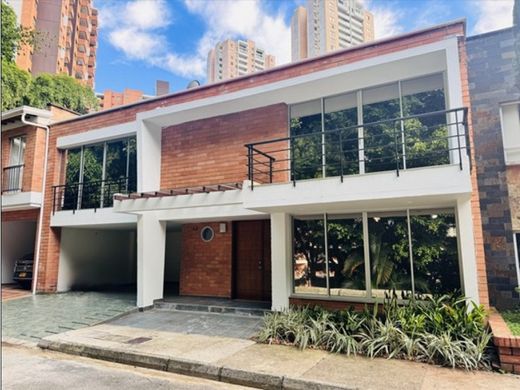 Luxury home in Sabaneta, La Estrella