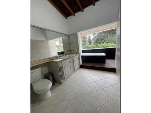 Envigado, Departamento de Antioquiaのカントリーハウス