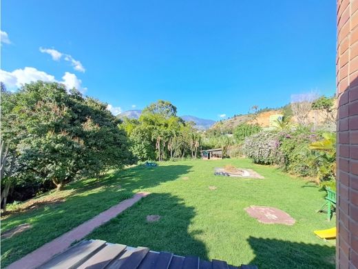 Farmhouse in Bello, Departamento de Antioquia