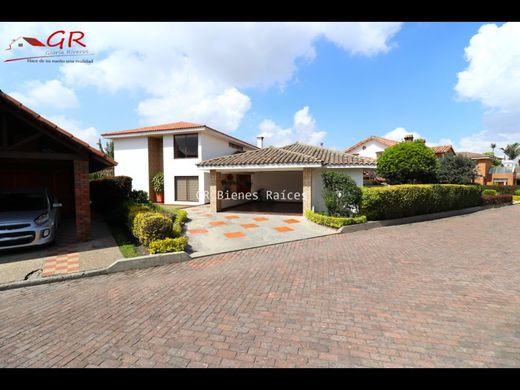 Casa de lujo en Mosquera, Cundinamarca