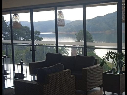 Luxus-Haus in Pereira, Departamento de Risaralda