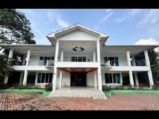 Villavicencio, Departamento del Metaの高級住宅