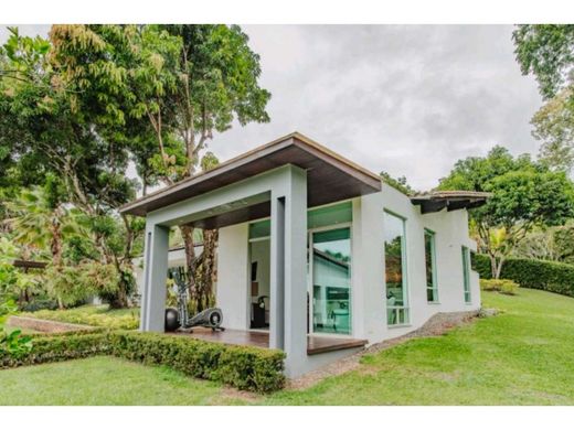 Country House in San Jerónimo, Departamento de Antioquia