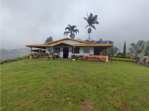 Gutshaus oder Landhaus in Girardota, Departamento de Antioquia