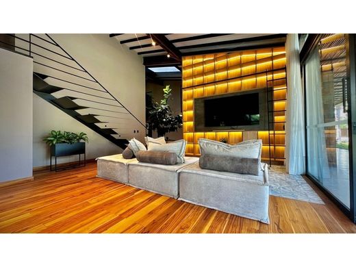 Köy evi Rionegro, Departamento de Antioquia