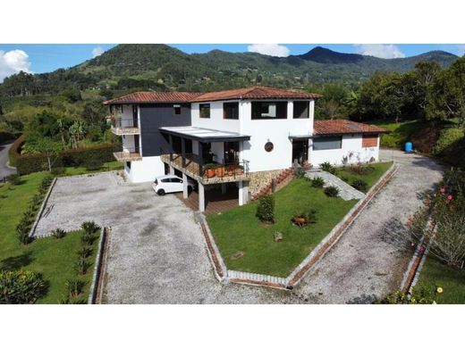 전원/농가 / La Ceja, Departamento de Antioquia