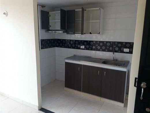 Apartment / Etagenwohnung in Madrid, Departamento de Cundinamarca