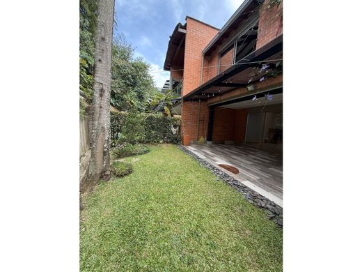 Luxus-Haus in Envigado, Departamento de Antioquia