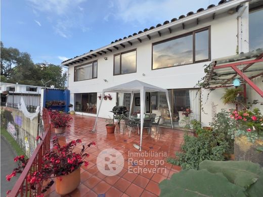 Luxury home in Manizales, Departamento de Caldas