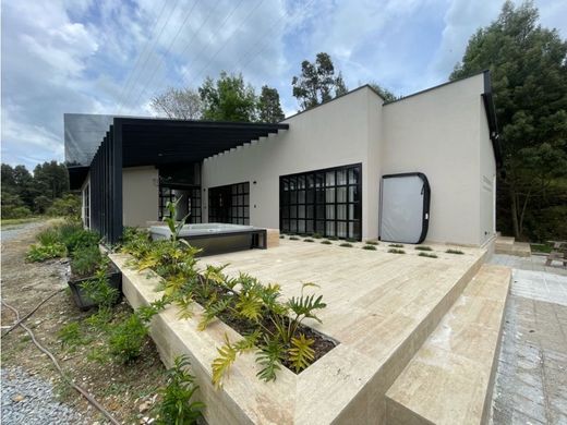 Casale a Envigado, Departamento de Antioquia