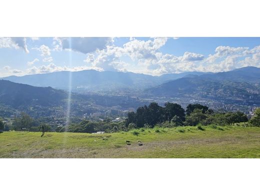 ‏קרקע ב  Envigado, Departamento de Antioquia