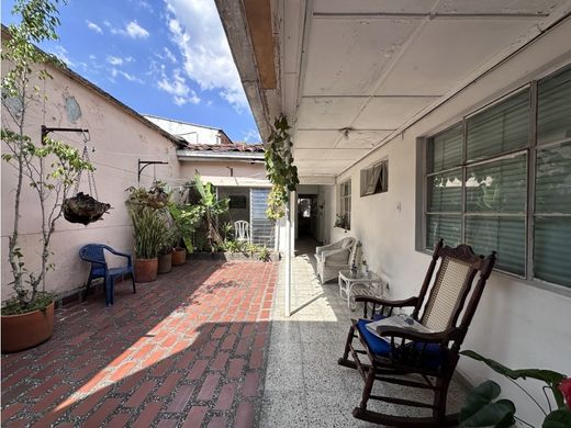 Luxe woning in Medellín, Departamento de Antioquia