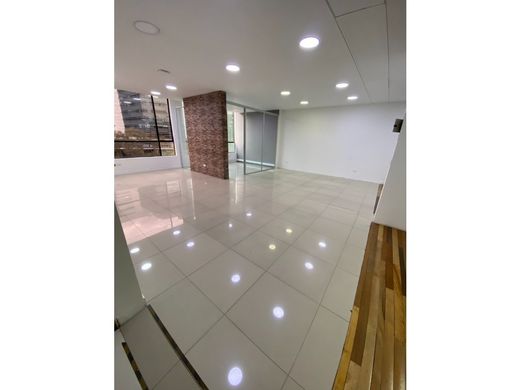 Bureau à Medellín, Departamento de Antioquia