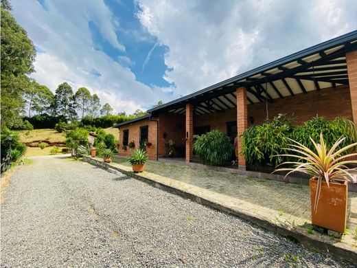 Ρουστίκ ή αγροικία σε La Estrella, Departamento de Antioquia