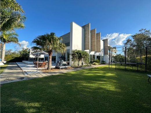 Köy evi Rionegro, Departamento de Antioquia