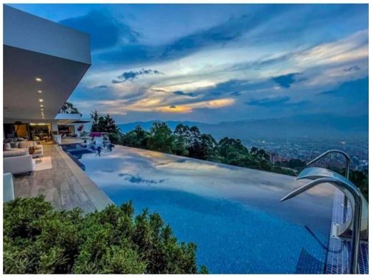 منزل ريفي ﻓﻲ ميديلين, Medellín