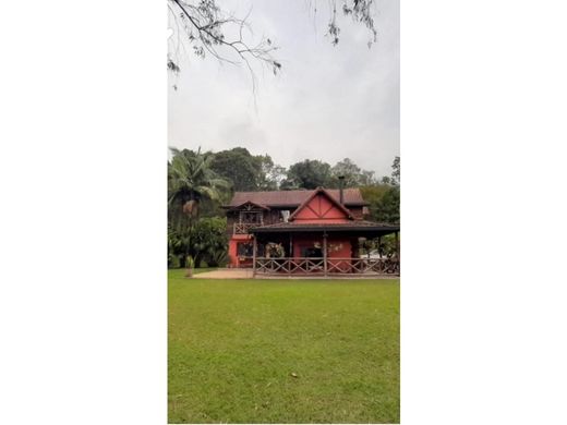 豪宅  Envigado, Departamento de Antioquia