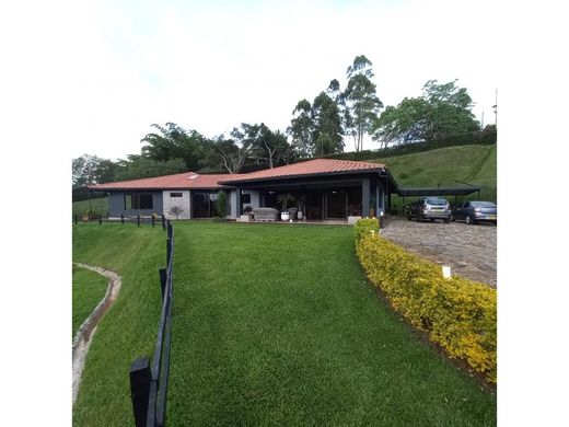 ‏בתים כפריים או חוות ב  Rionegro, Departamento de Antioquia