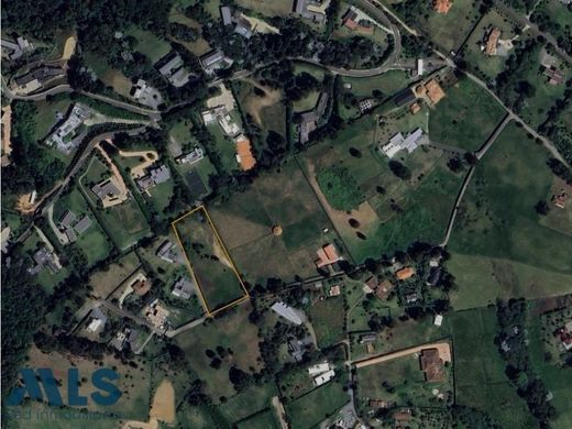 ‏קרקע ב  Envigado, Departamento de Antioquia