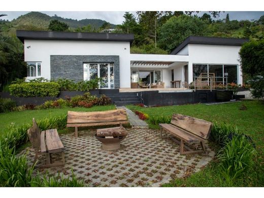 Landhuis in Envigado, Departamento de Antioquia