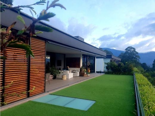 아파트 / 메데인, Medellín