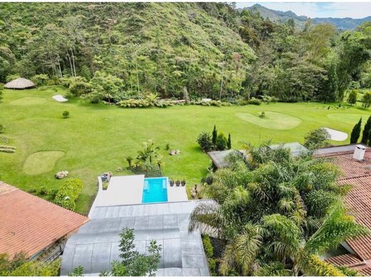 Country House in Retiro, Departamento de Antioquia