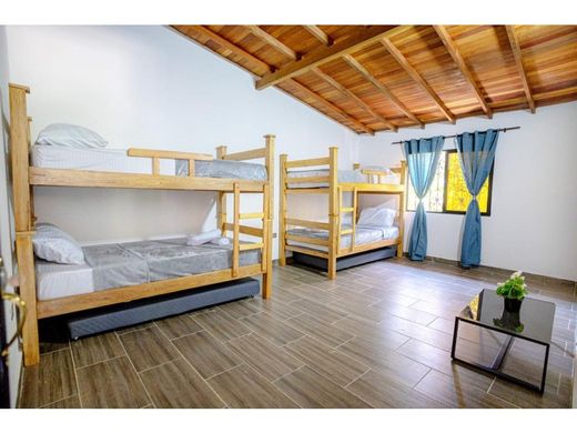 Gospodarstwo w Girardota, Departamento de Antioquia