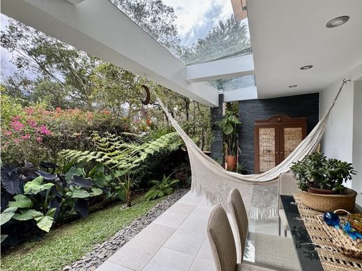 Πολυτελή κατοικία σε Envigado, Departamento de Antioquia