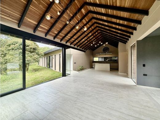 Lüks ev Santa Helena, Medellín
