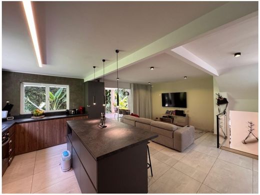 Luxus-Haus in Medellín, Departamento de Antioquia