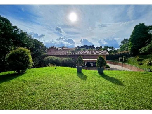 منزل ريفي ﻓﻲ Envigado, Departamento de Antioquia