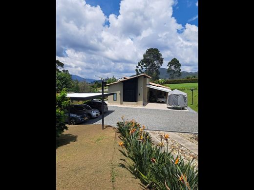 Cortijo o casa de campo en Retiro, Departamento de Antioquia