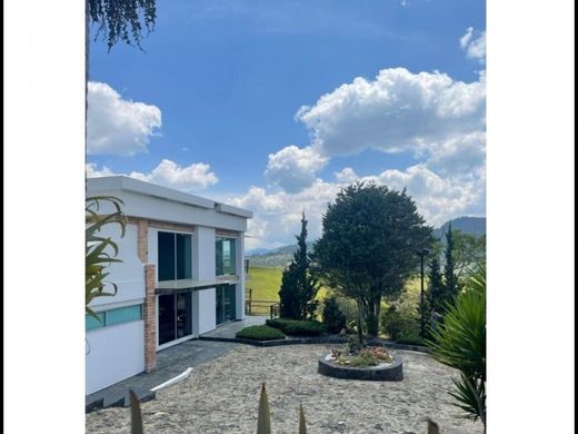 Rustykalny lub Wiejski w Envigado, Departamento de Antioquia