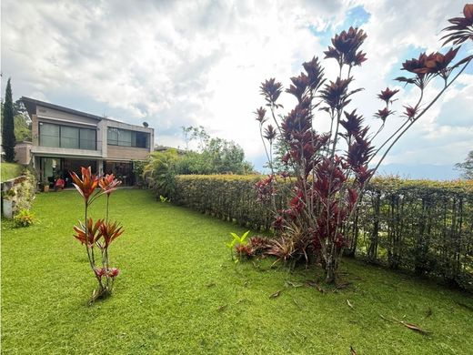 Luxus-Haus in Envigado, Departamento de Antioquia