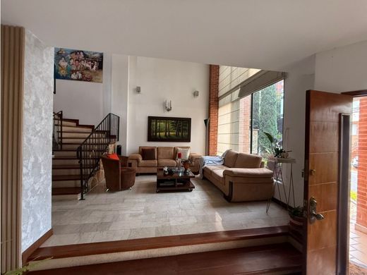 Casa di lusso a Sabaneta, La Estrella