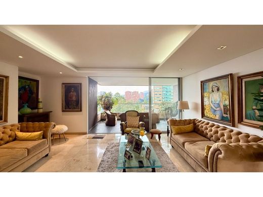 Apartment / Etagenwohnung in Medellín, Departamento de Antioquia