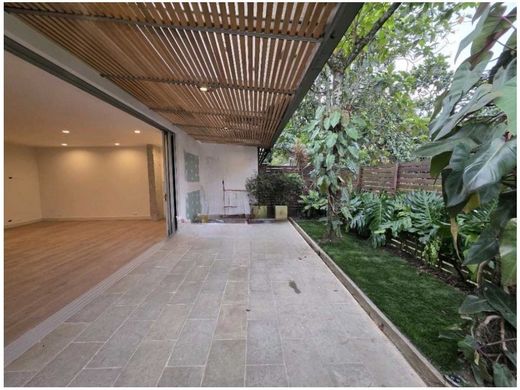 Luxe woning in Medellín, Departamento de Antioquia