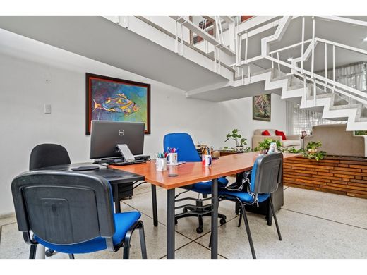 豪宅  卡利, Cali