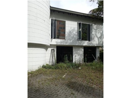 Envigado, Departamento de Antioquiaの土地