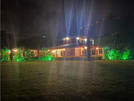 Farmhouse in Copacabana, Departamento de Antioquia