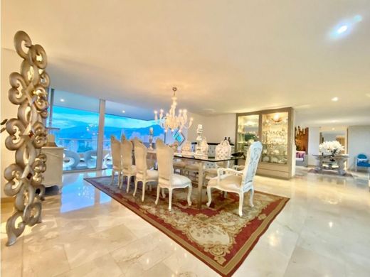 펜트하우스 / 메데인, Medellín