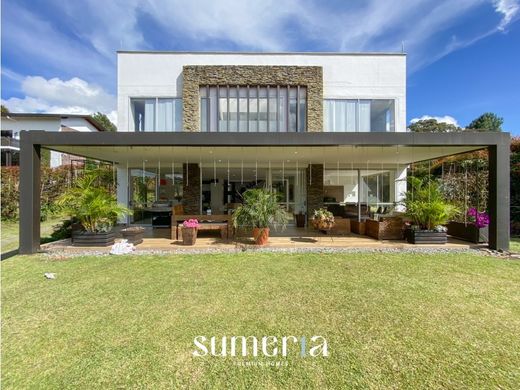 Envigado, Departamento de Antioquiaの高級住宅