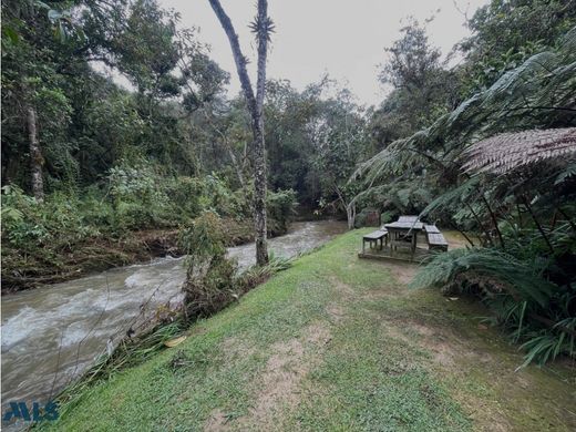 Terreno a Retiro, Departamento de Antioquia