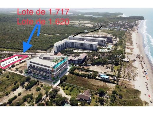 Land in Cartagena, Cartagena de Indias